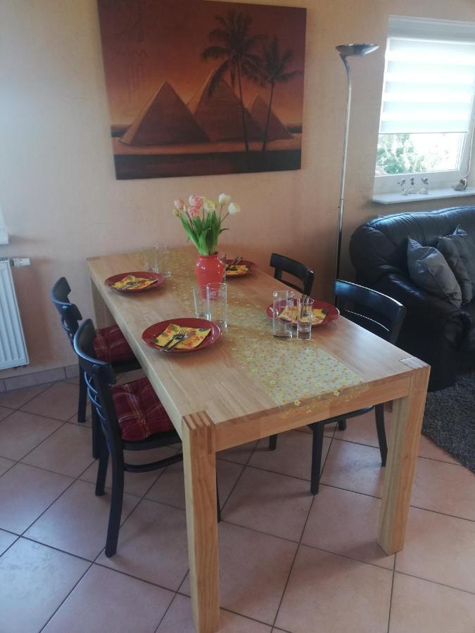 Anna - Neue Ferienwohnung Mit Blick Ins Gruene Ober-Abtsteinach Luaran gambar