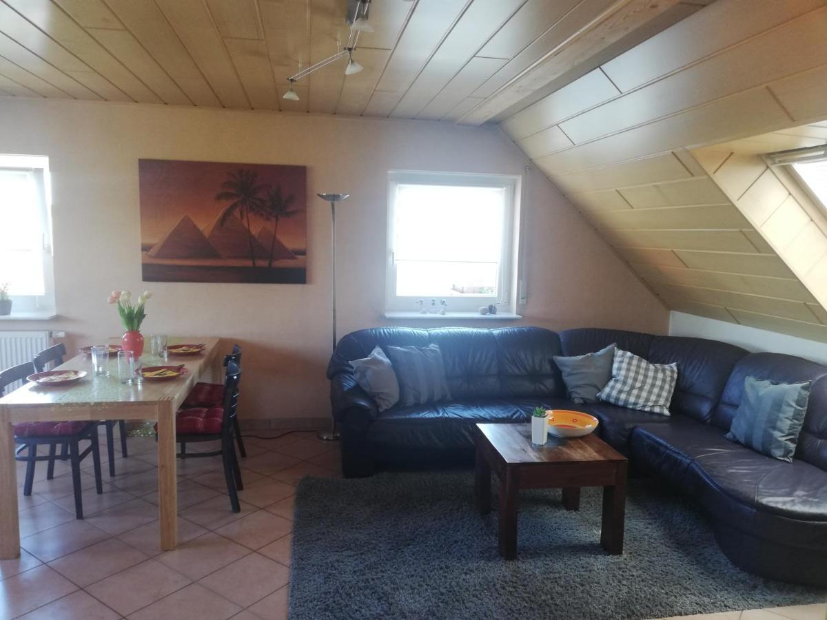 Anna - Neue Ferienwohnung Mit Blick Ins Gruene Ober-Abtsteinach Luaran gambar