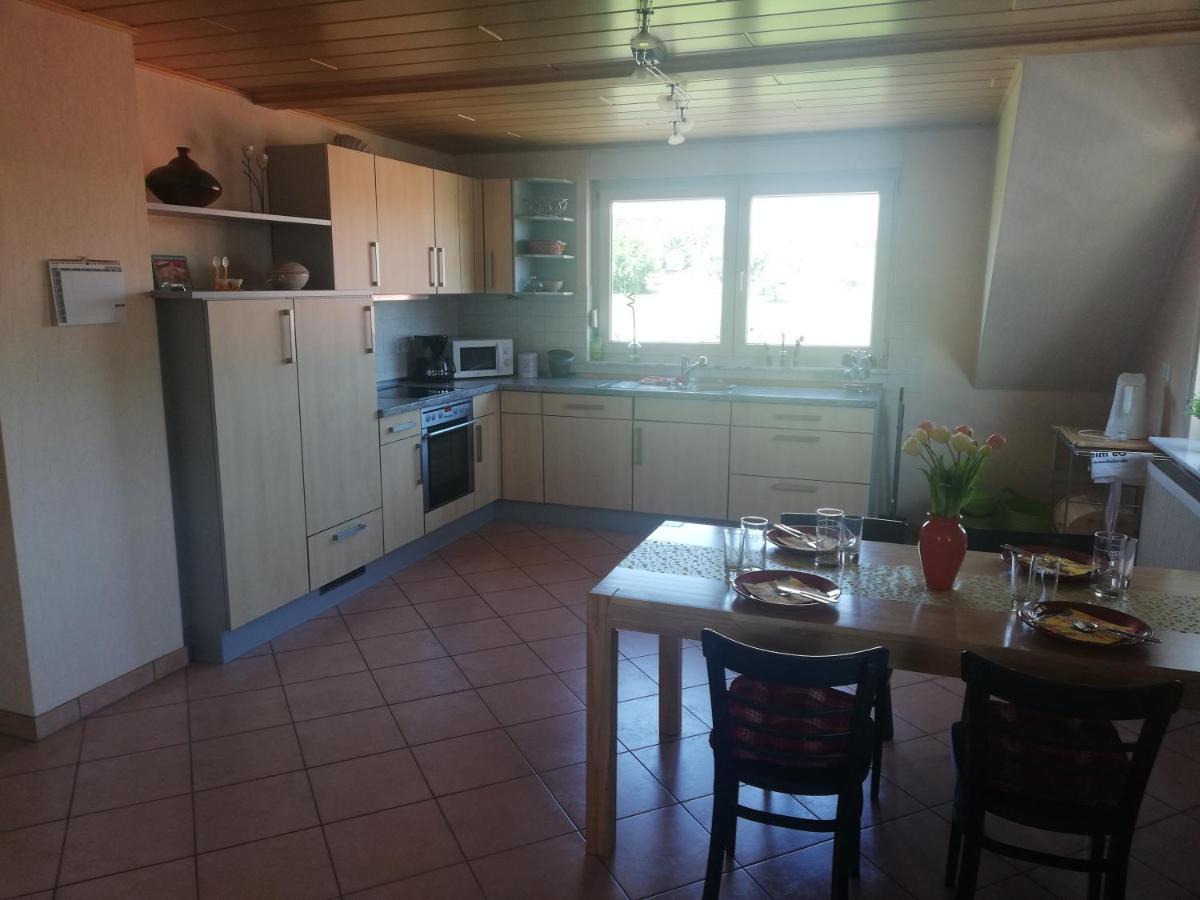 Anna - Neue Ferienwohnung Mit Blick Ins Gruene Ober-Abtsteinach Luaran gambar