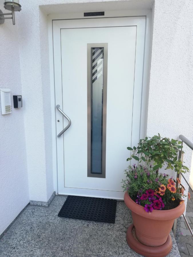 Anna - Neue Ferienwohnung Mit Blick Ins Gruene Ober-Abtsteinach Luaran gambar