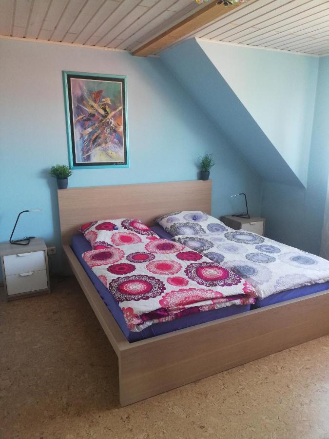 Anna - Neue Ferienwohnung Mit Blick Ins Gruene Ober-Abtsteinach Luaran gambar